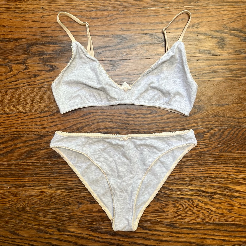 NWOT Brandy Melville Rose Bow Bra & Bikini Panties
